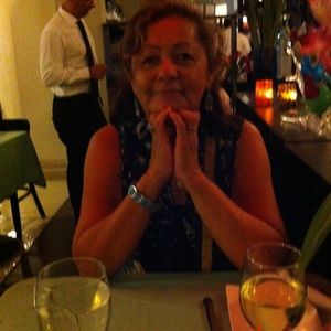 Meet your Posher, Diane